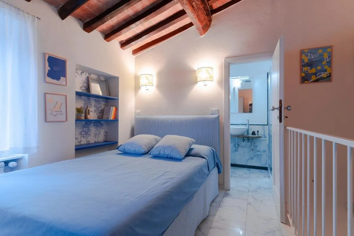 Apartment Ferienwohnung La Reggia - 5Min From The Sea & Bike Forte dei Marmi Italien